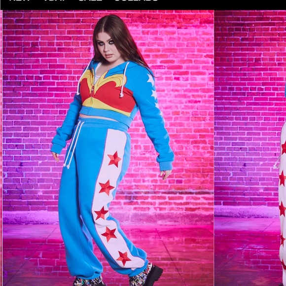 Dolls Kill x DC Comics | Warrior Goddess Sweatpants || XXS - Picture 7 of 9